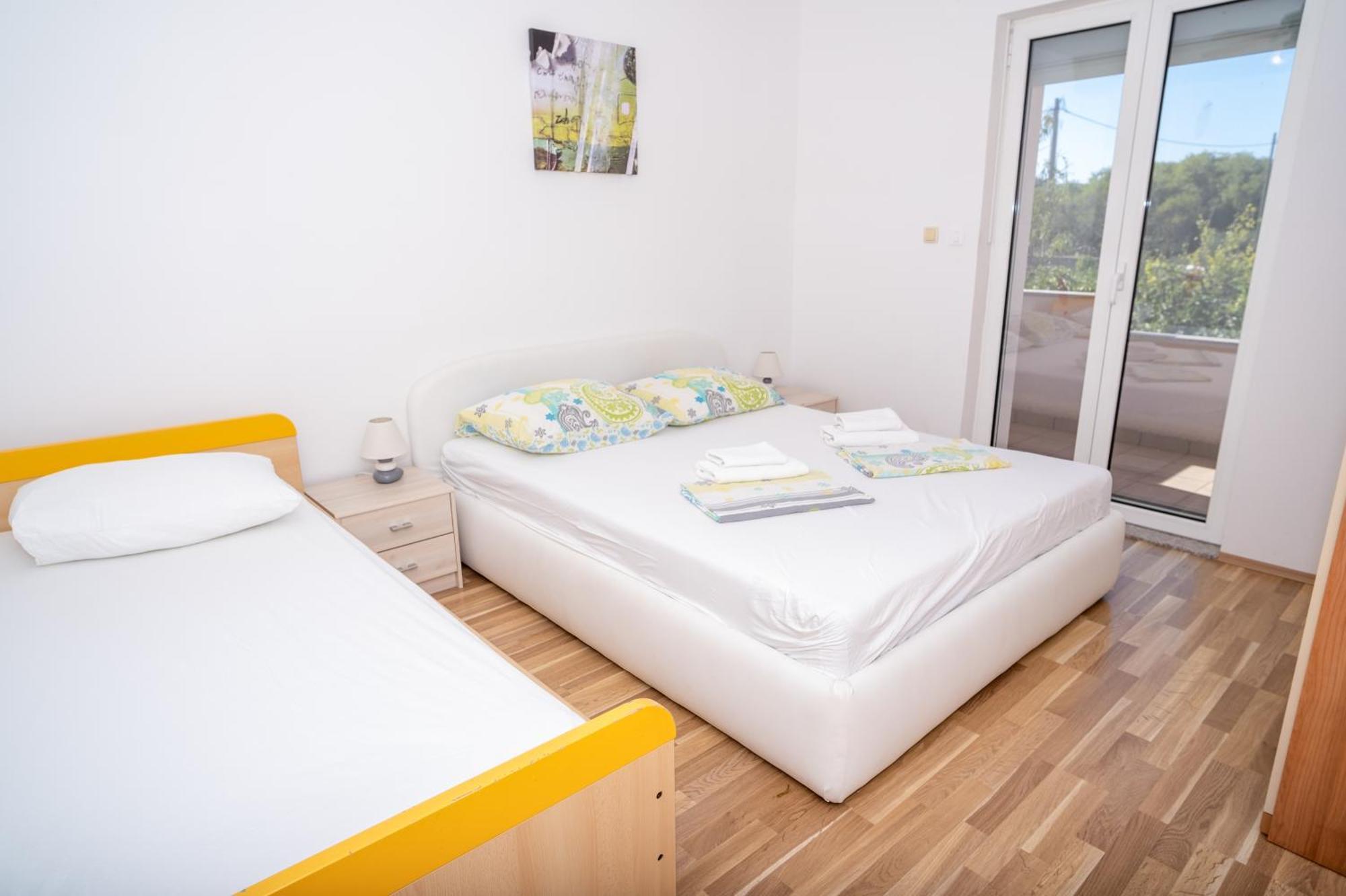 Apartment Bura شيبينيك المظهر الخارجي الصورة