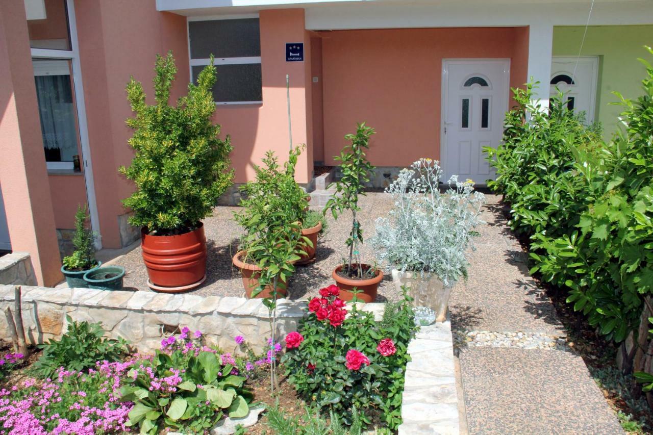 Apartment Bura شيبينيك المظهر الخارجي الصورة